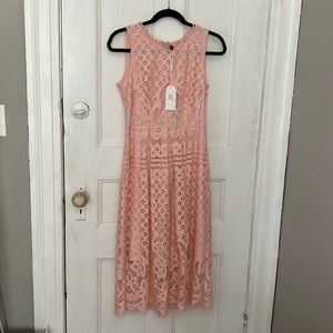 BRAND NEW, TAGS ON! Adorable Lace MIDI Dress